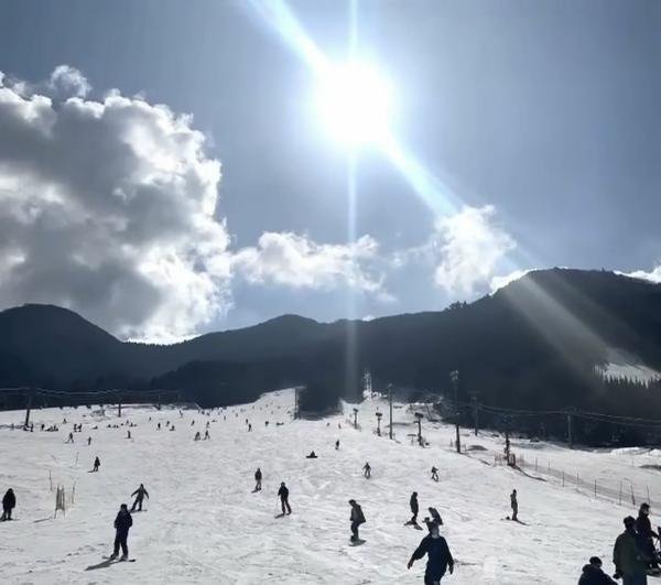 ⛷️ 히루젠 베어 밸리 스키장 (히루젠 베아 바레 스키조) 이미지 1